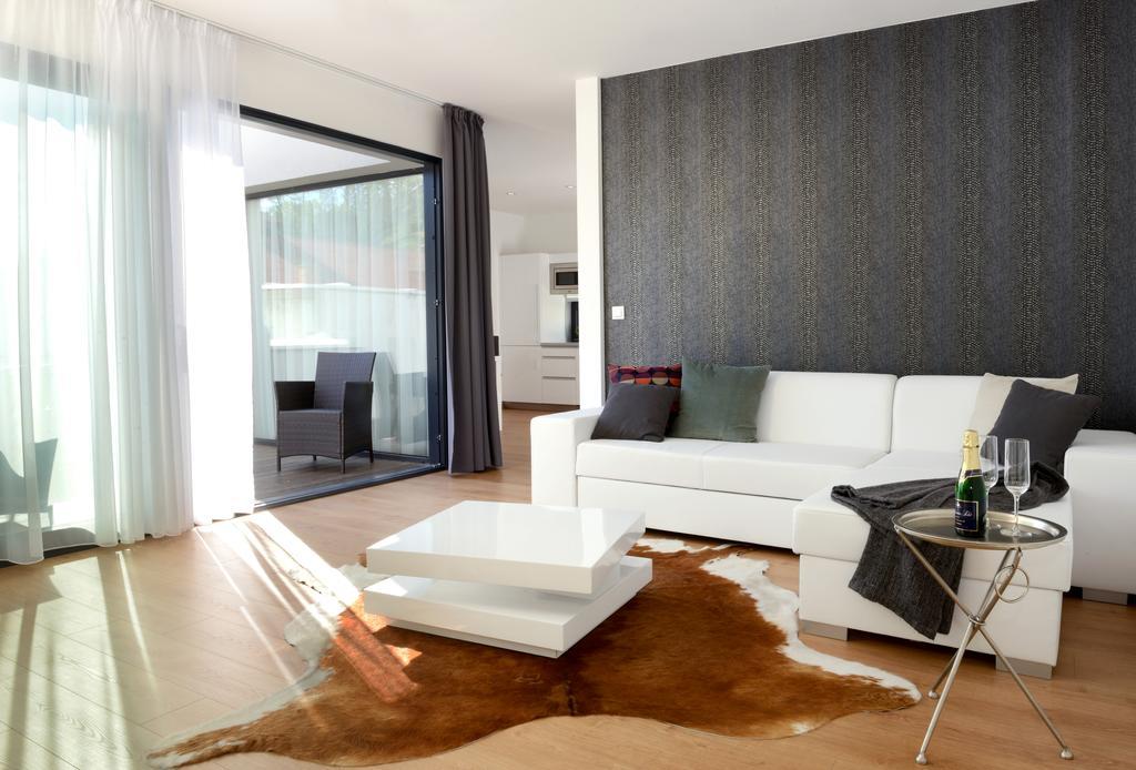 Apartmany Eden - Rezidence Лугачовице Экстерьер фото