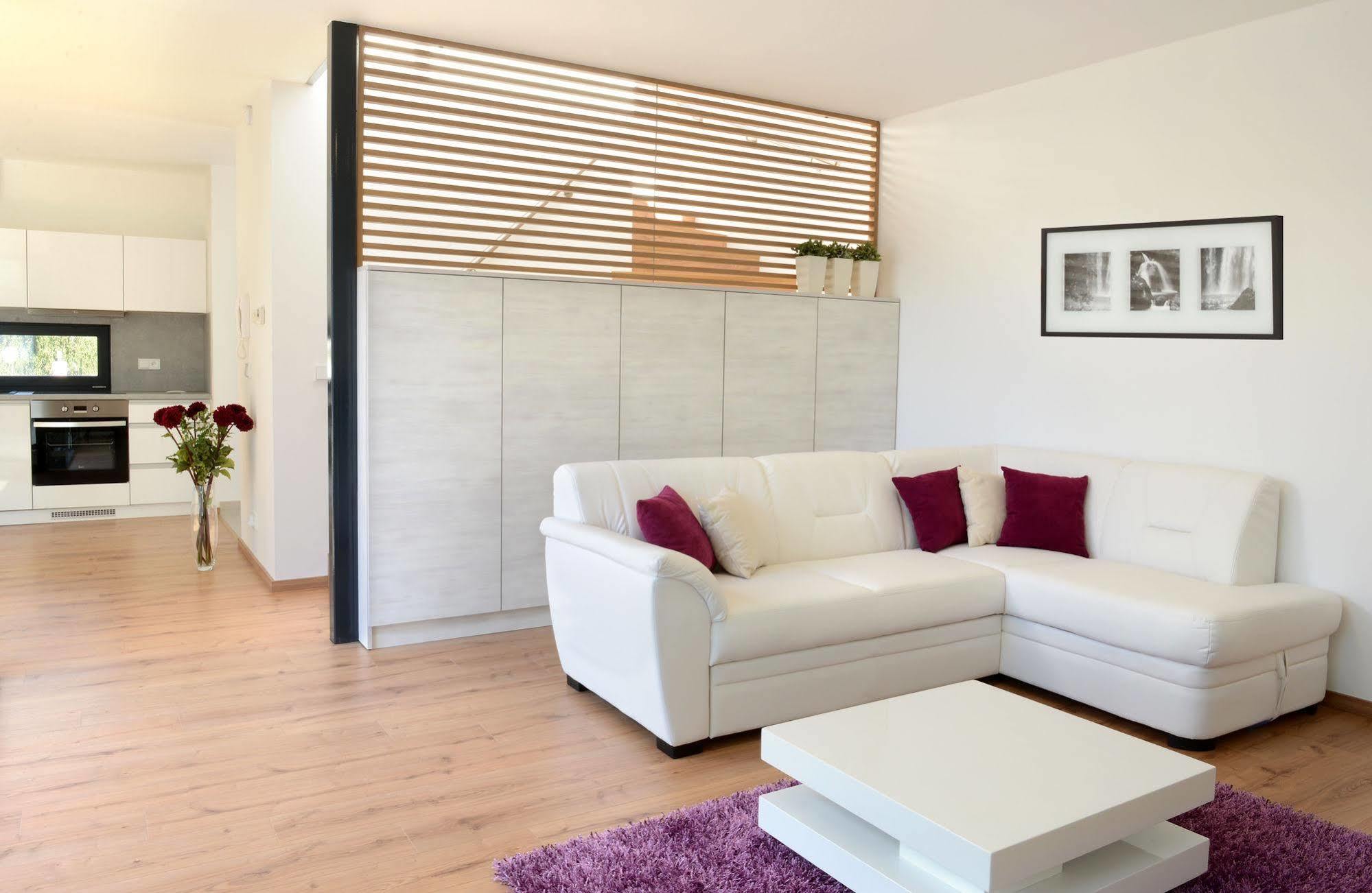 Apartmany Eden - Rezidence Лугачовице Экстерьер фото